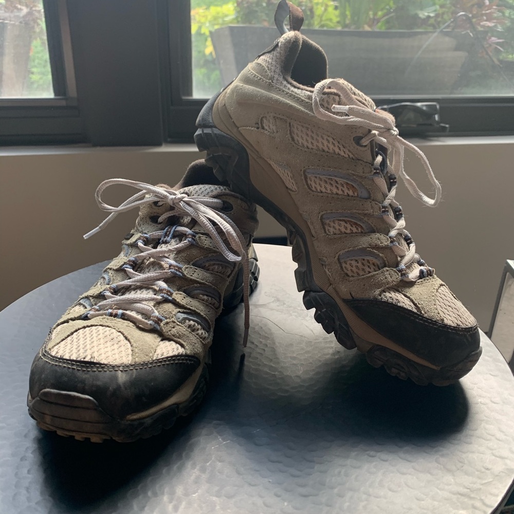 Merrell Moab hiking shoes